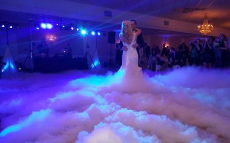Ouverture de bal avec fumée lourde